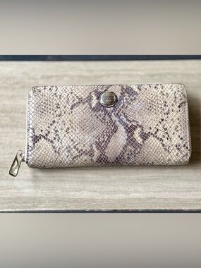 Coach Accordion Zip Wallet Exotic Python Embossed Leather Black Gunmetal EUC